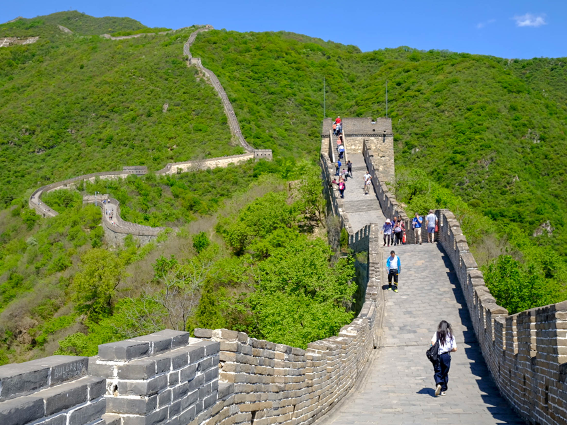 The Great Wall of China: What It's Like to Visit, Photos