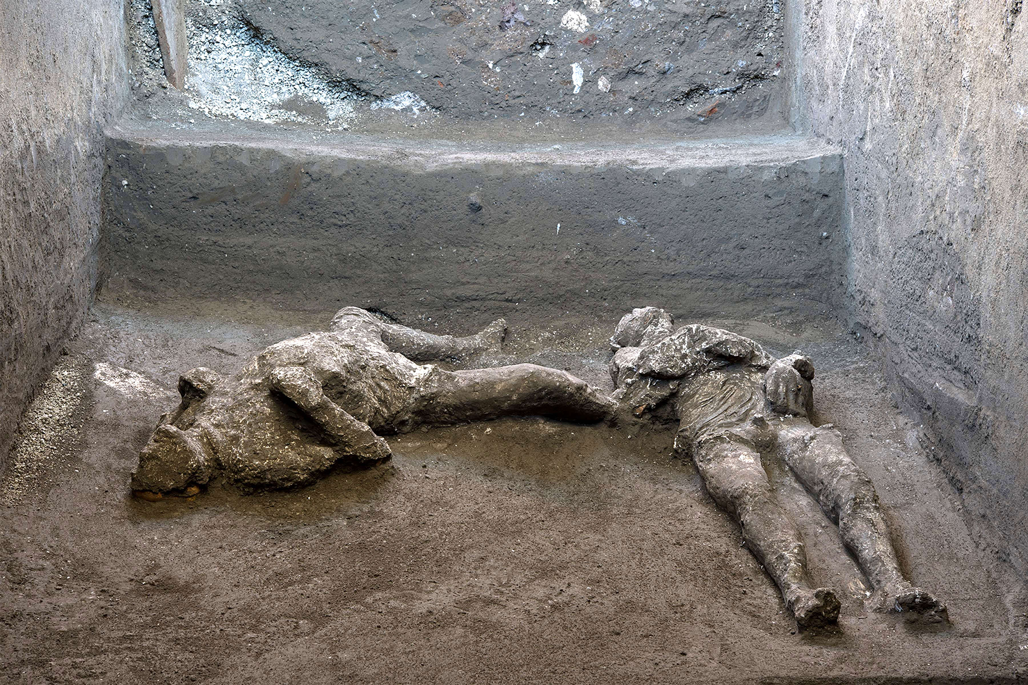 Two male bodies — master and slave — unearthed in ruins of Pompeii