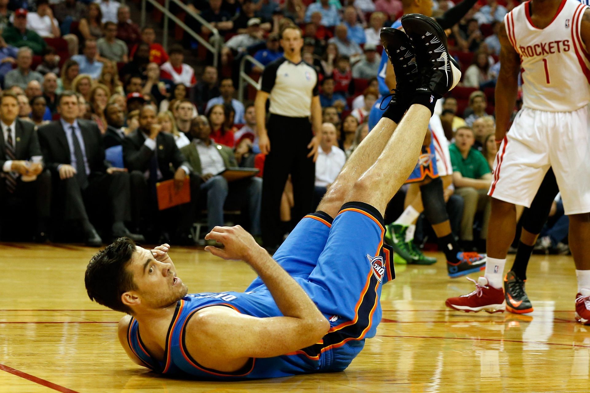 If he on the MVP award, Collison would have received a $100,000 bonus (Image via Getty Images)