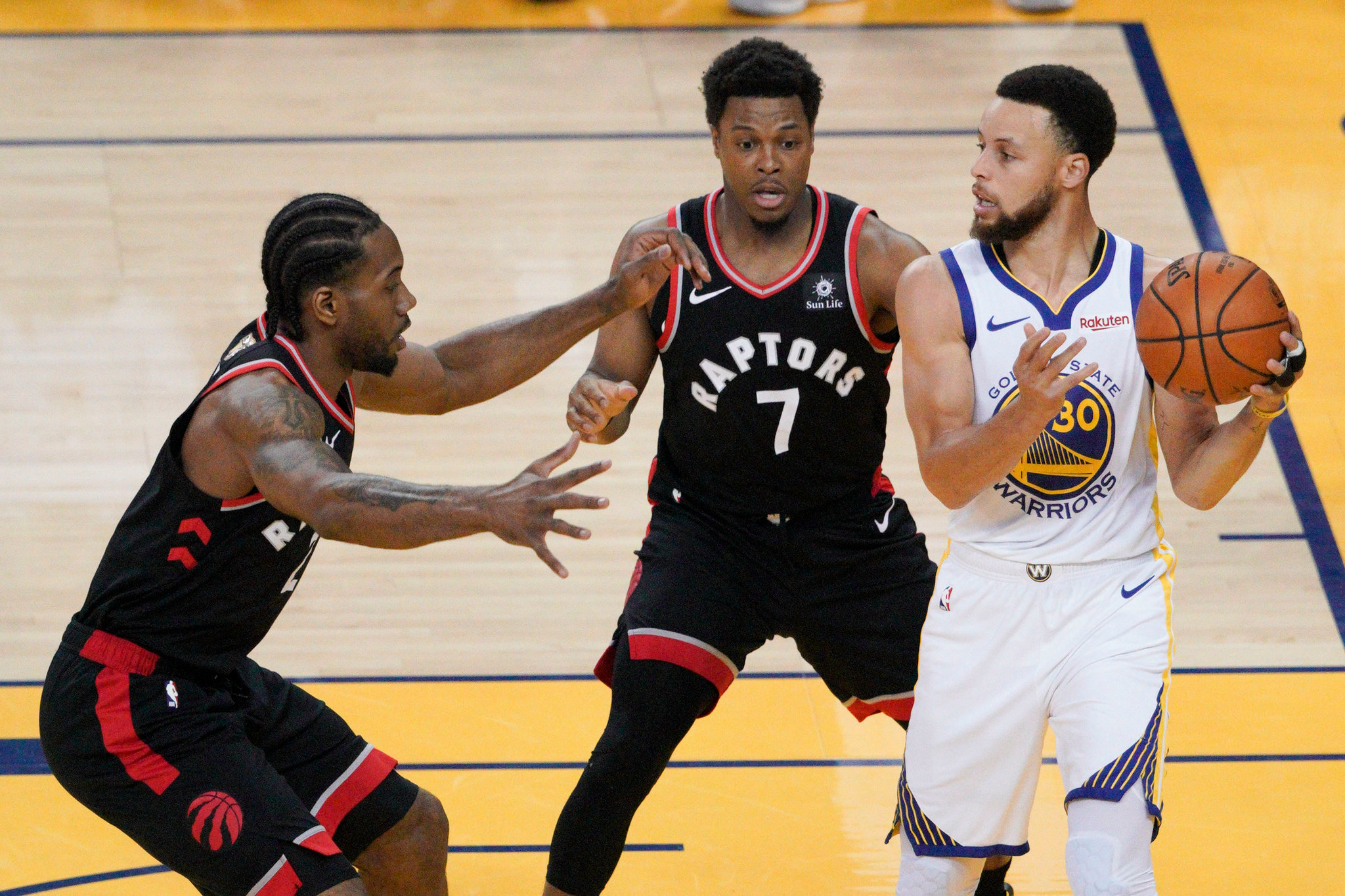 How the Raptors Won Game 3 of the N.B.A. Finals - The New York Times