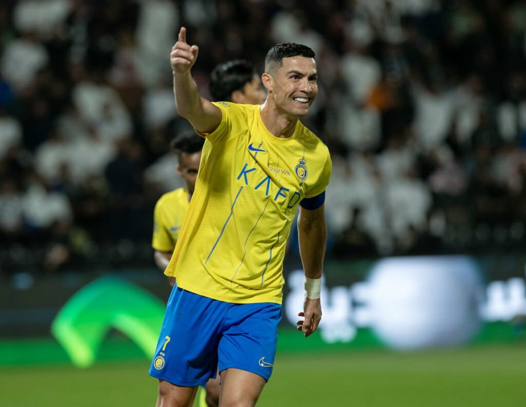 Ronaldo vượt thành tích ghi bàn của Erling Haaland trong năm 2023 1