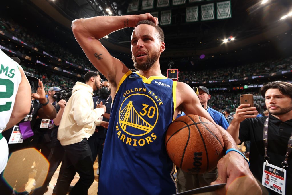 Stephen Curry: Siêu sao tạo nên sự khác biệt tại NBA nhờ niềm tin bất diệt ở bản thân - Ảnh 2.