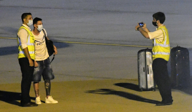 Messi volvió a Barcelona antes de tiempo - Olé