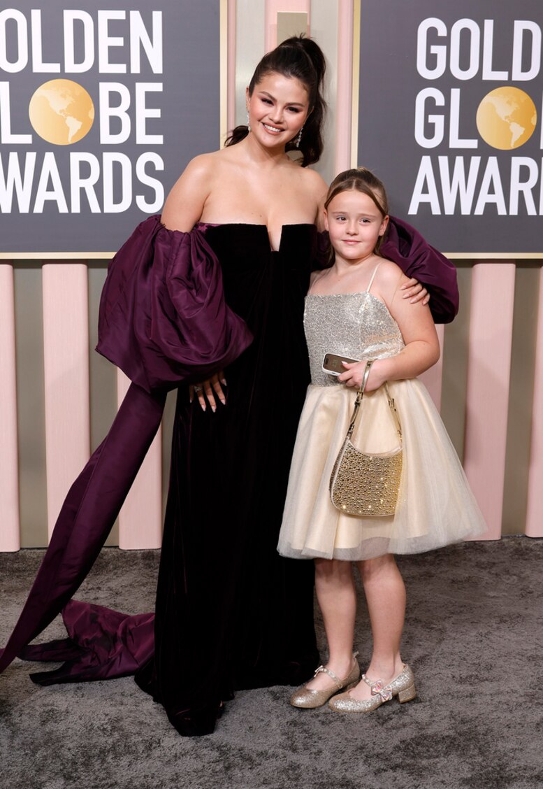 Selena Gomez, Gracie Teefey, Sister