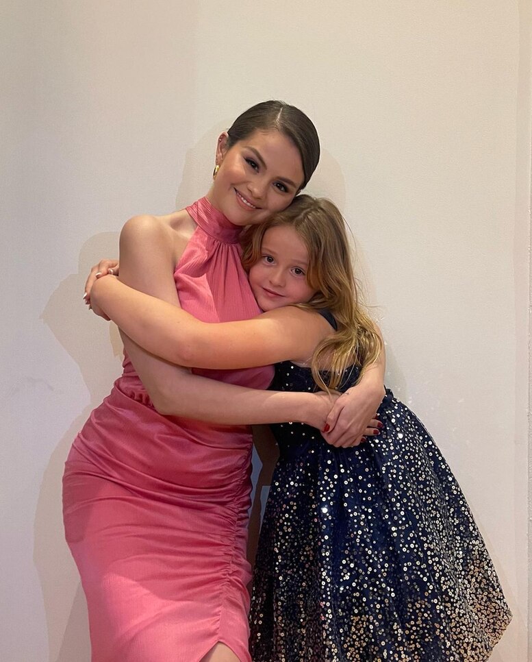 Selena Gomez, Sister, Gracie Teefey