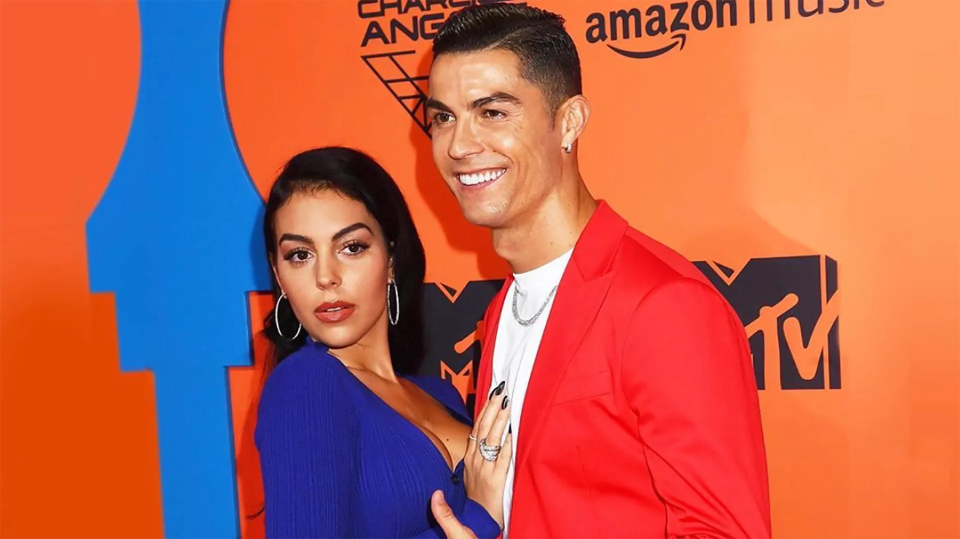 Georgina Rodriguez - bạn gái Cristiano Ronaldo là ai? | Goal ...