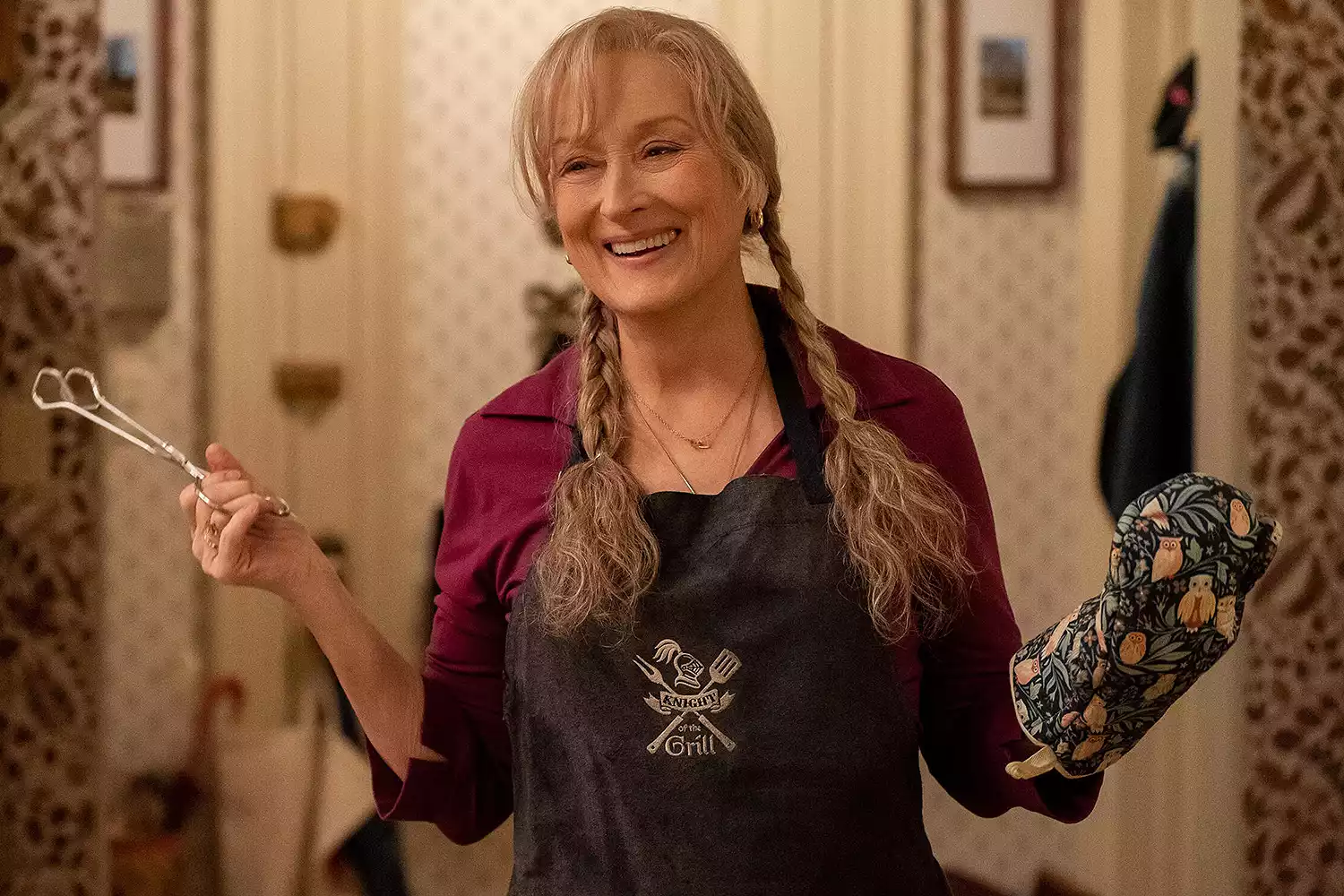 Only Murders in the Building Episode 305 -- Date night! Meryl Streep