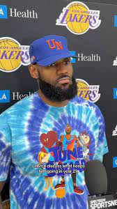 NBA Los Angeles Lakers Graphic Scene T-Shirt - radiozona.com.ar