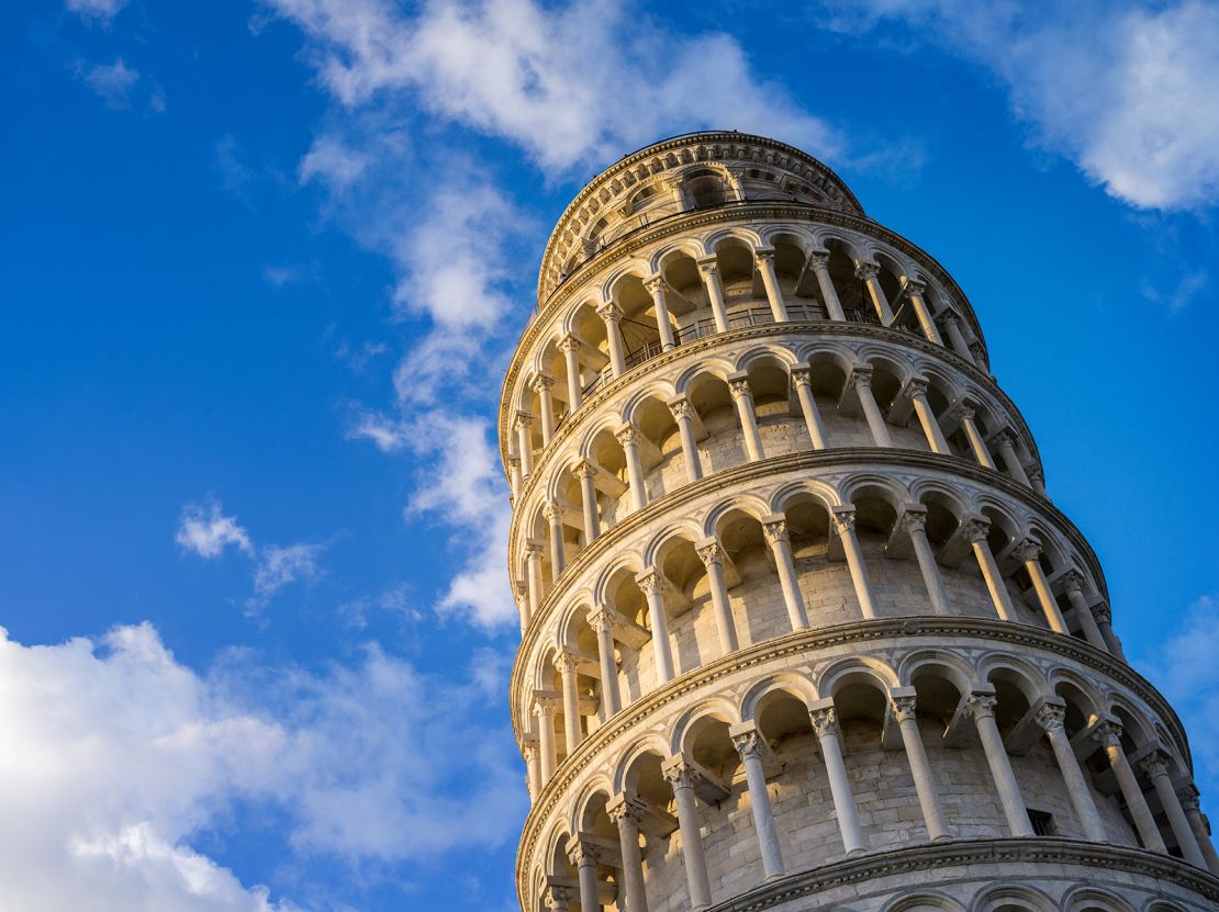 Leaning tower of Pisa (bell tower of Pisa's cathedral)