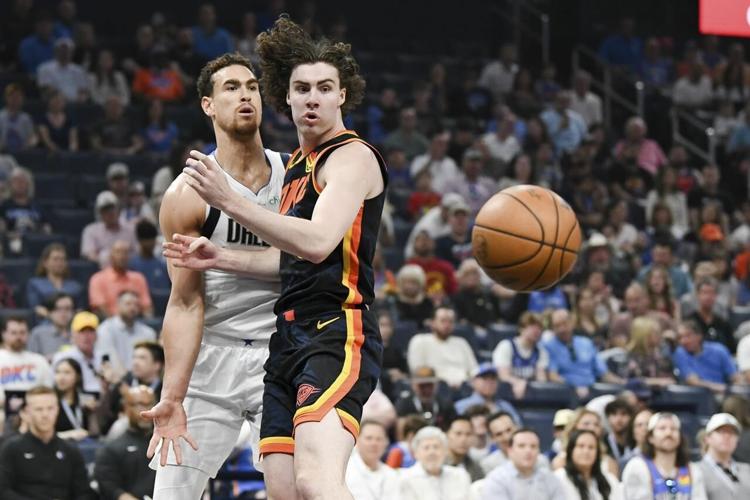 Thunder rout Mavericks 135-86 to clinch No. 1 seed in Western Conference