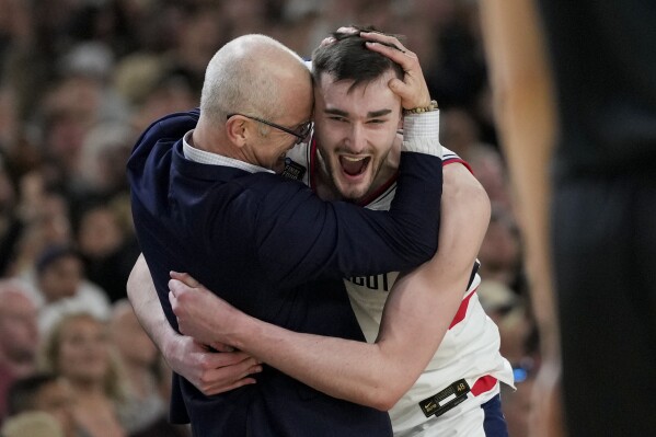 UConn forward Alex Karaban declares for NBA draft while retaining college  eligibility | AP News