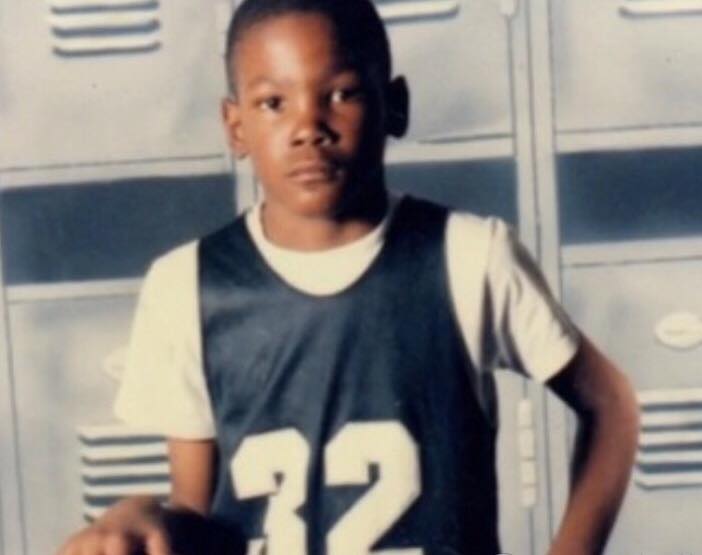 PHOTO GALLERY: from the infancy and childhood of NBA superstars