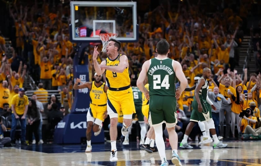 NBA Playoffs 2024: Giannis Antetokounmpo, Joel Embiid đi 'nghỉ mát' sớm 455425