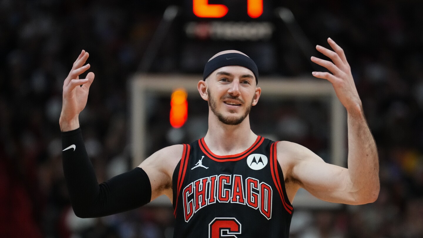 Bulls' Alex Caruso wins 2024 NBA Hustle Award - NBC Sports