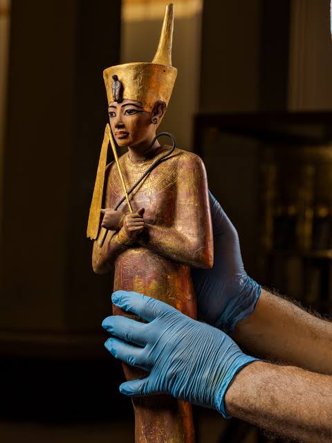 King Tutankhamun, facts and information