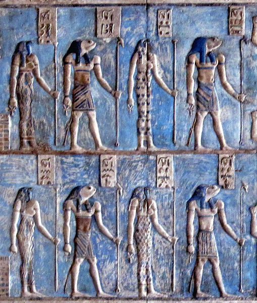 File:Dendera Deckenrelief 02 d.jpg