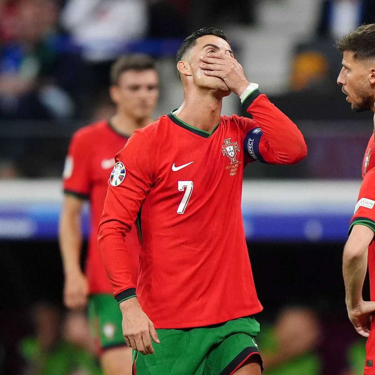 Portugal through to Euro 2024 last eight despite tearful Cristiano Ronaldo's  nightmare - Mirror Online